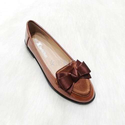 New Fashion Bright Leather Mother Shoes Flat Shoes Casual Shoes Soft Women Flat Shoes