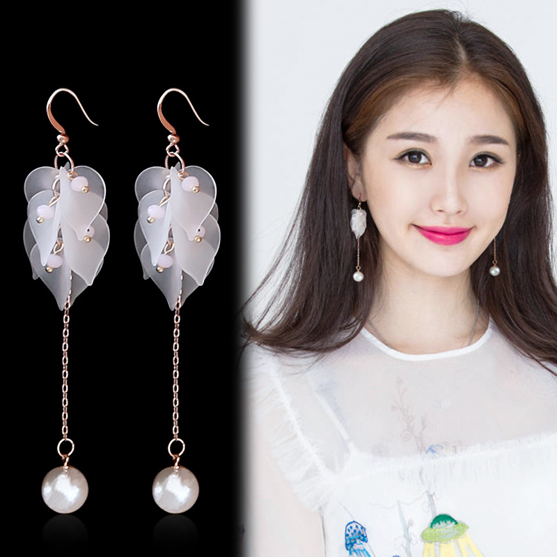 网红耳环女珍珠超仙耳坠长款花朵花瓣流苏珍珠厂家直销批发耳环新