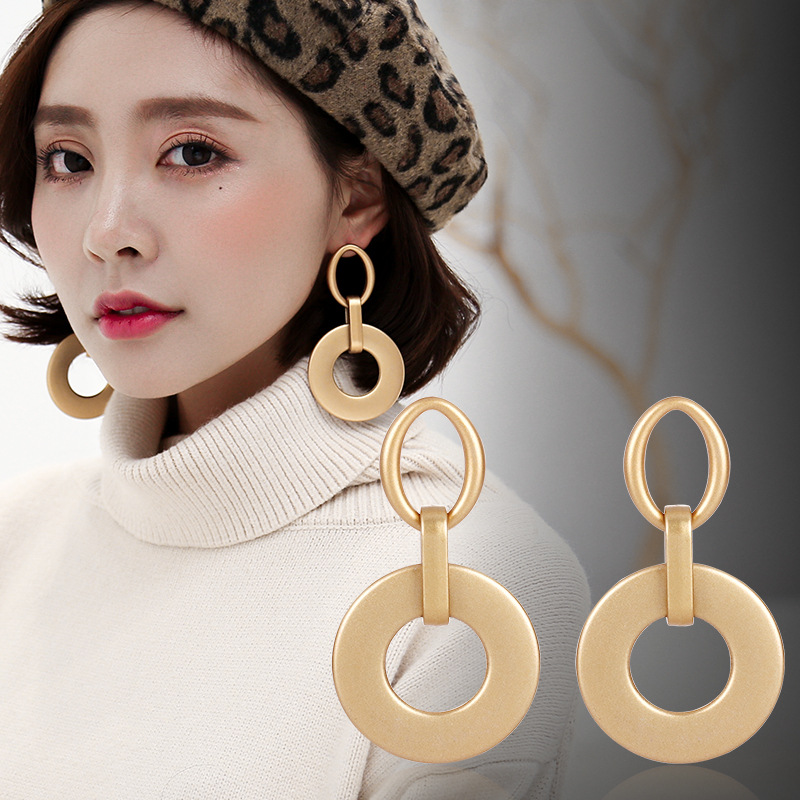 欧美时尚大耳环夸张圈圈耳钉气质新潮韩版耳坠潮人耳饰耳挂大耳圈