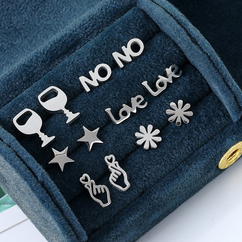 曼休妮2020年新款潮耳钉女日韩简约时尚个性耳钉情侣闺蜜学生礼物