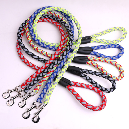 Pet Leash Rope Shoulder Tape Dog Leash with Reflective Pet Supplies Reflective Hand Holding Rope