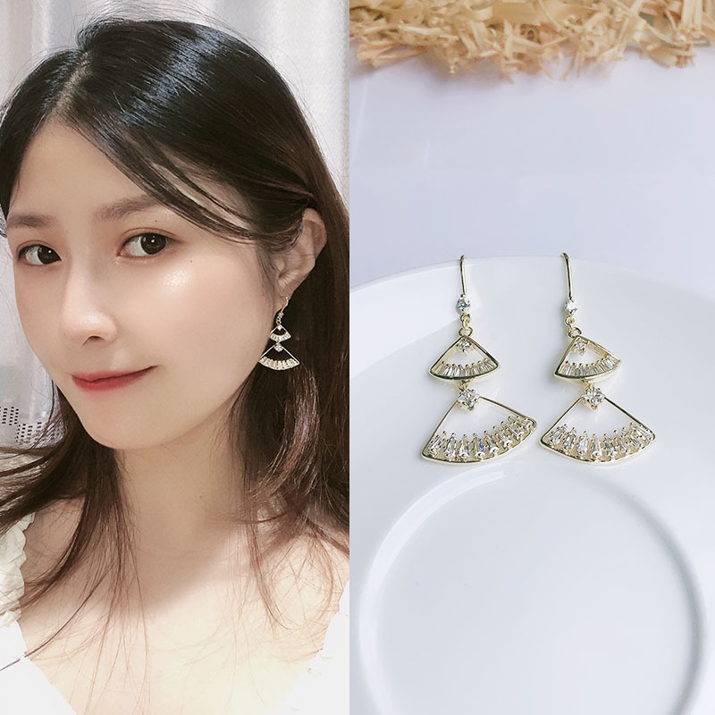 新款时尚耳环耳饰银针S925扇子珍珠长锆石微镶日韩ins日常女批发