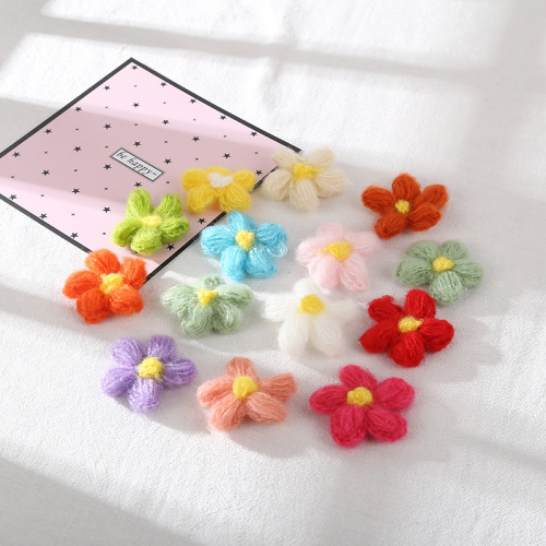 Hand Hook Mohair Five-Petal Flower Jewelry Headwear Clothing Accessories Can Be Customized