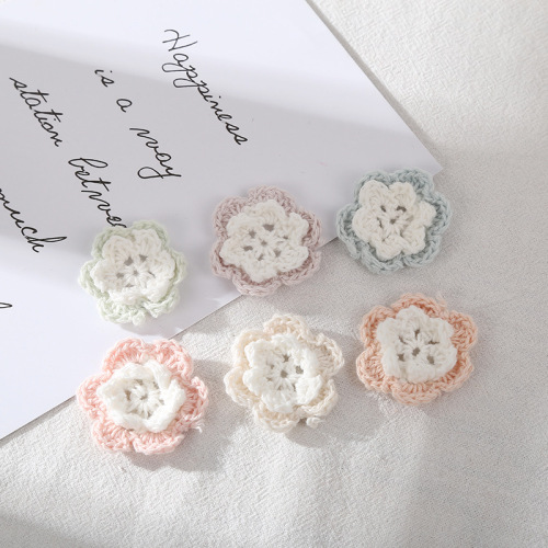 factory direct hand crocheting two-color flower home textile clothing accessories color can be customized