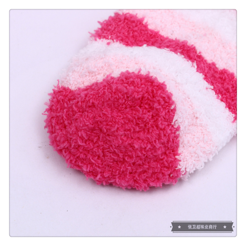 The three-color striped patterned woolen cotton socks for women to keep warm in winter are comfortable to wear and come in a variety of colors and styles pic 12