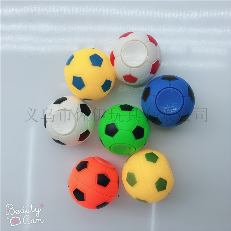 新款50mm足球指尖陀螺2元3元扭蛋机用世界杯手指陀螺