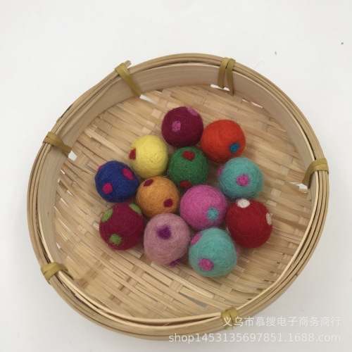 Factory Direct Sales 2，5cm Multi-Color Dotted Wool Felt Pokes Handmade DIY Materials in Stock 