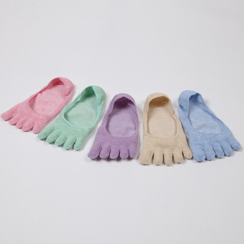 Japanese and Korean Summer New Cotton Invisible Shallow Mouth Women‘s Socks Non-Slip Silicone Solid Color Toe Socks