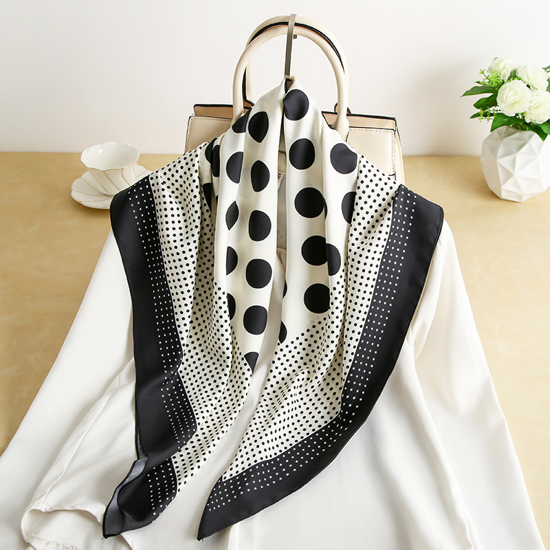 2020春夏新款韩版仿真丝丝巾90斜纹波点方巾气质百搭防晒披肩围巾