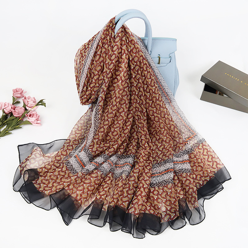 2020新款轻薄夏季围巾空调办公室装饰披巾轻奢气质优柔纱纱巾批发