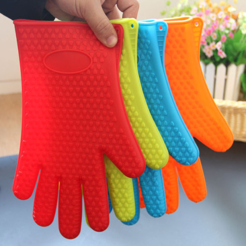 Microwave Oven Anti-Hot Gloves Oven Gloves Silicone Thermal Insulation Gloves Five Finger Gloves 130G Love Silicone Gloves