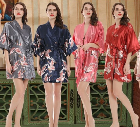 亚马逊爆款仿真丝仙鹤睡衣女夏中袖新娘晨袍大码家居睡袍浴袍批发