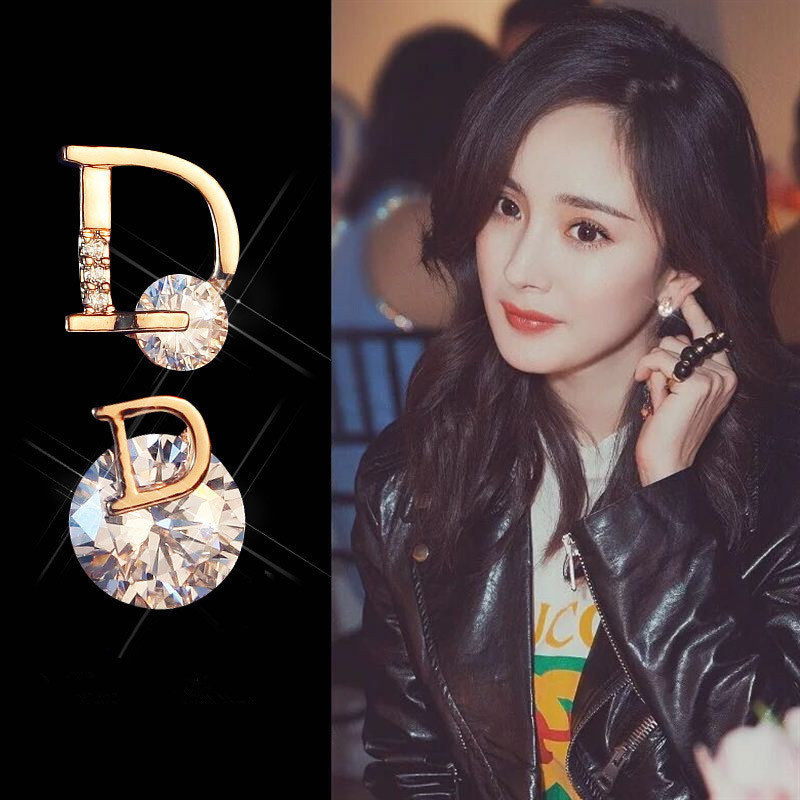 S925纯银耳钉女气质韩国简约D字耳钉学生防过敏耳环甜美个性耳饰