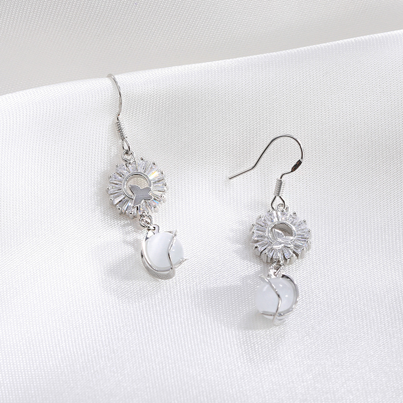 小花朵花朵耳环锆石新款925银针防过敏真金电镀耳坠厂家直销批发