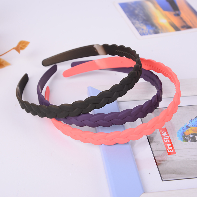 新款韩版创意辫子发箍简约百搭磨砂橡皮漆塑料头箍厂家批发