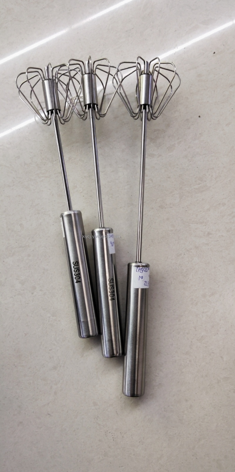 Press the egg beater and electric bubble beater pic 5