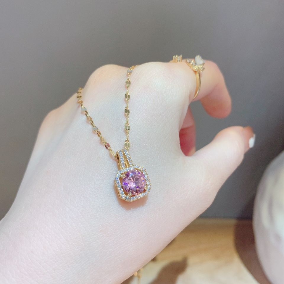 网红超闪微镶粉色钻吊坠钛钢项链女个性百搭锁骨链饰品