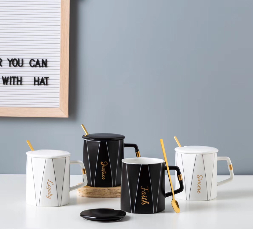 简约线条黑白陶瓷水杯