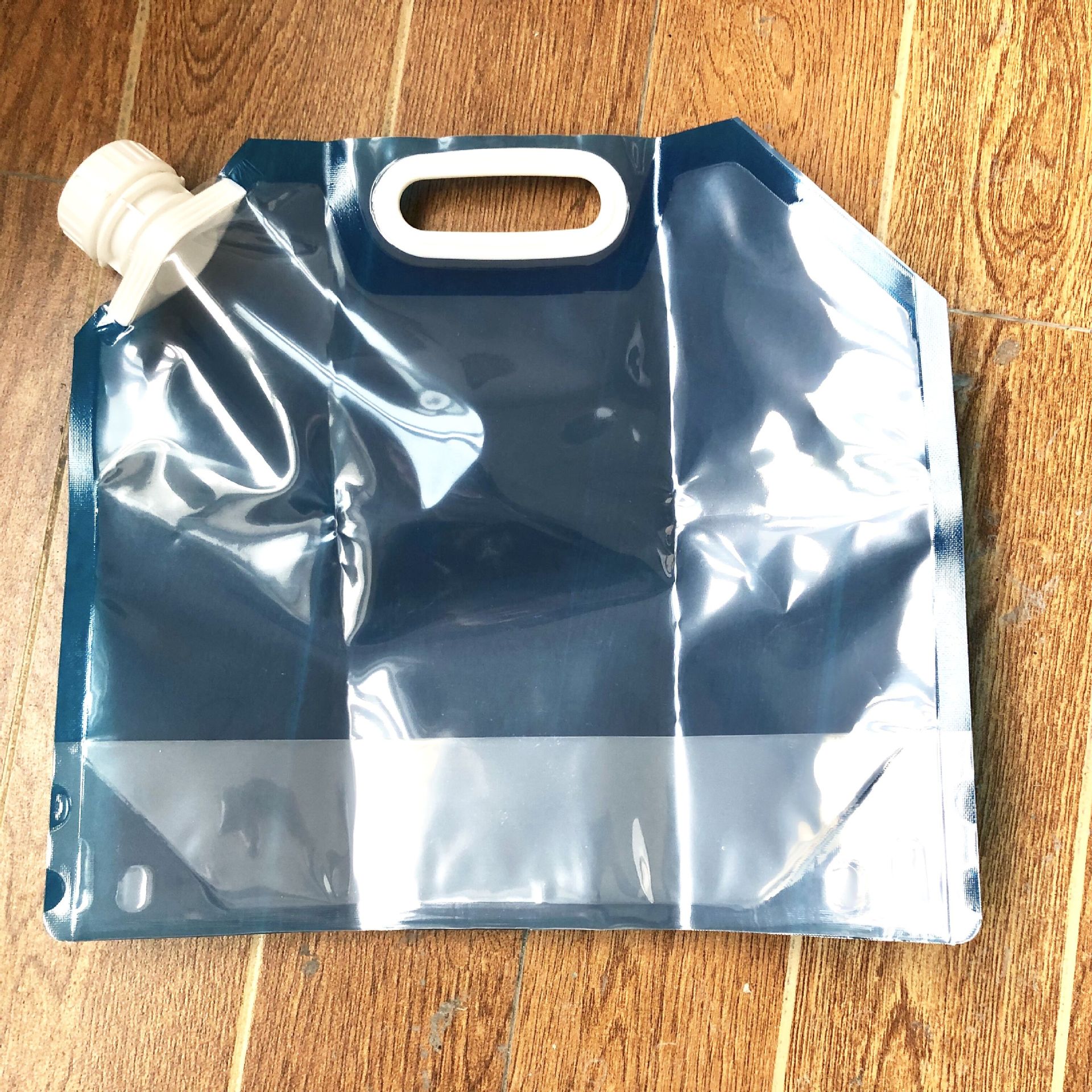 车载蓄水袋水桶户外便携折叠水袋应急折叠储水袋10l_颇特汽车用品