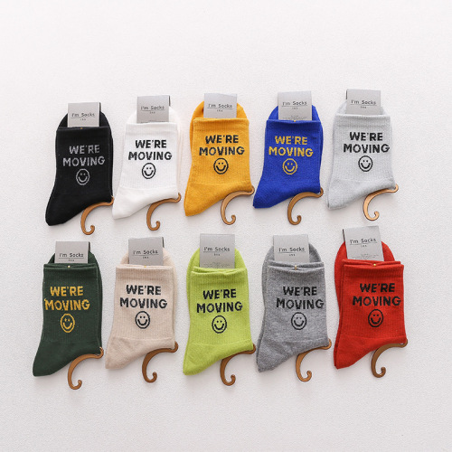 Autumn and Winter New Letter Couple Cotton Mid-Calf Socks Cartoon Smiley Neutral Socks College Style Cotton Socks Factory Wholesale