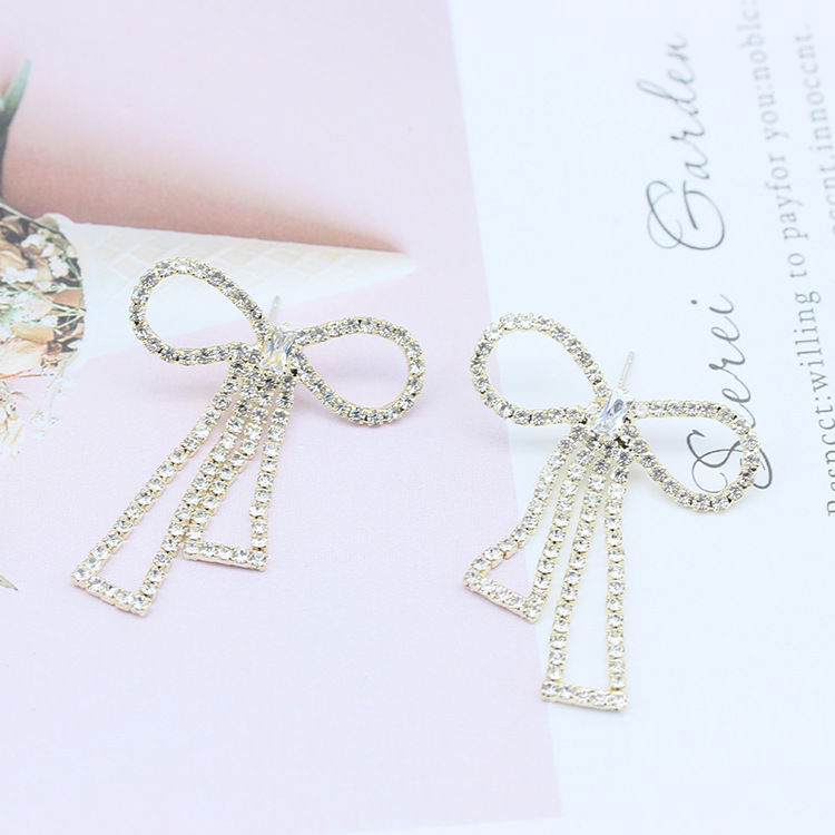 s925银针蝴蝶耳环 新款潮耳饰品韩国女气质耳钉个性百搭长款耳坠