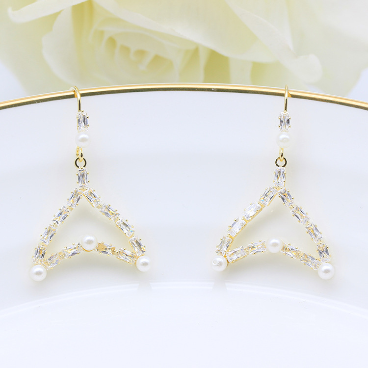 电镀真金s925银针耳饰创意款锆石珍珠耳环美人鱼尾耳坠东大门耳钩