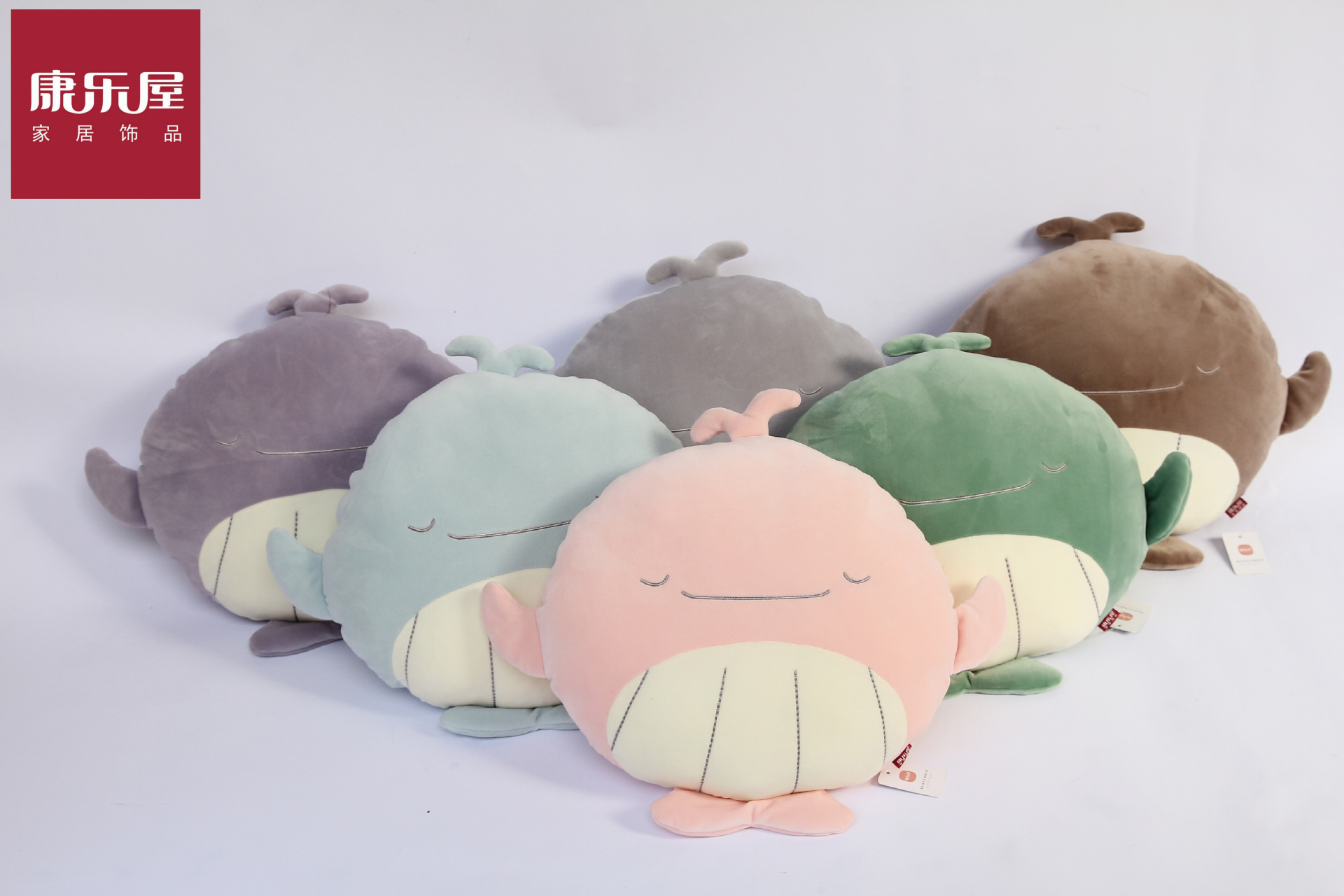 厂家直销 毛绒玩具3D棉公仔鲸鱼抱枕多用午睡枕生日礼物 礼品百货