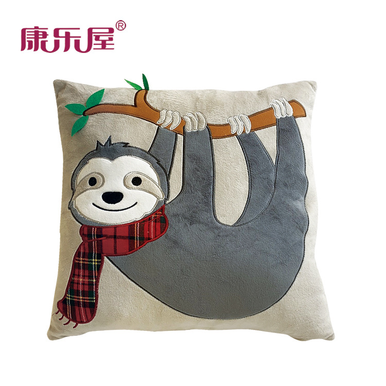 厂家直销 水晶超柔动物款绣花抱枕3D棉靠椅腰靠 礼品定制来图定制