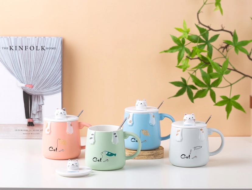 手趴猫陶瓷水杯