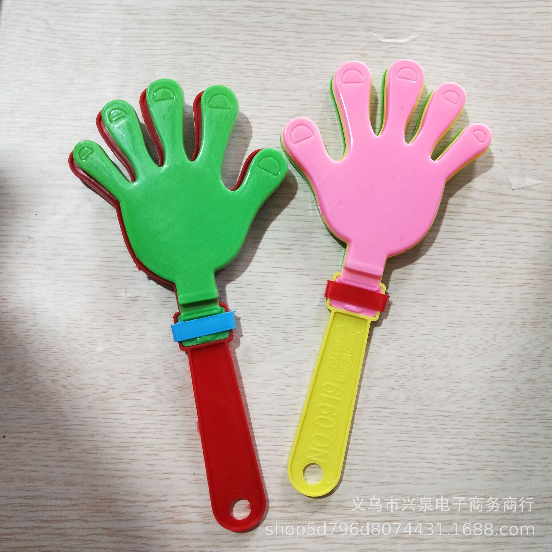 一元店拍手器鼓掌拍玩具手拍器塑料拍拍手 一元一件货源