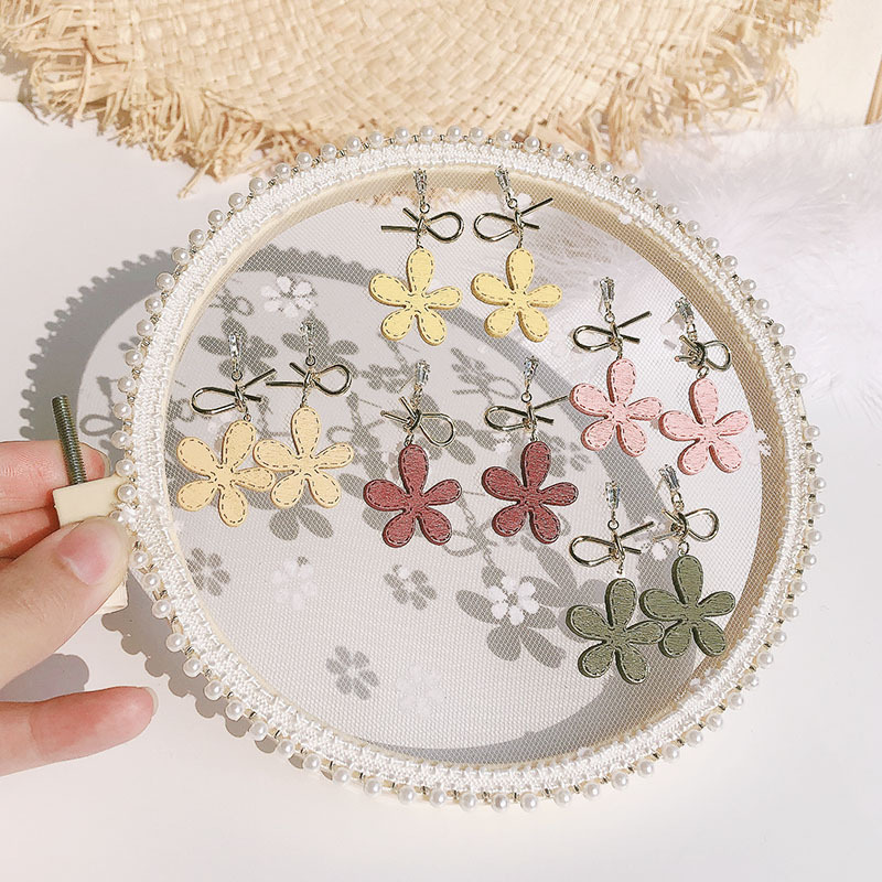 新款银针太阳花耳环耳饰木头结扣中ins风秋冬时尚日韩淑可爱清新