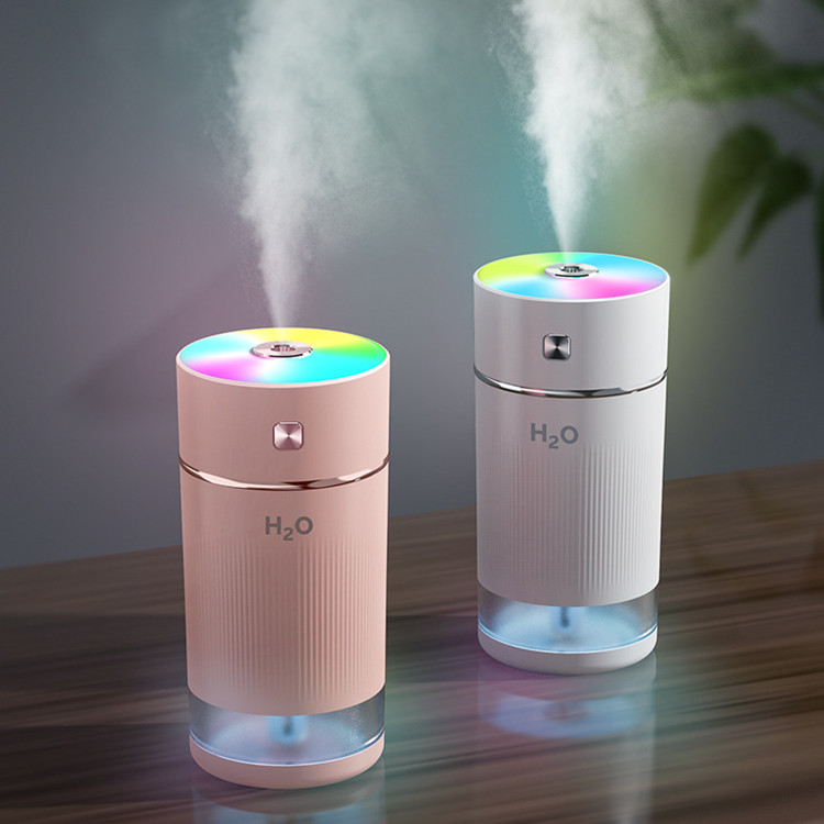 跨境热销彩霞杯加湿器迷你车载静音加湿器USB充电七彩灯加湿器