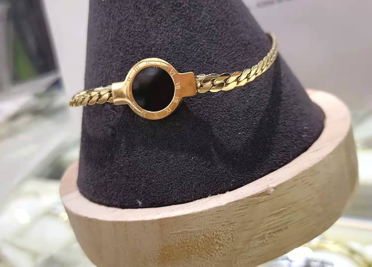 韩版玫瑰金罗马数字钛钢手链女潮简约气质 防过敏 不掉色