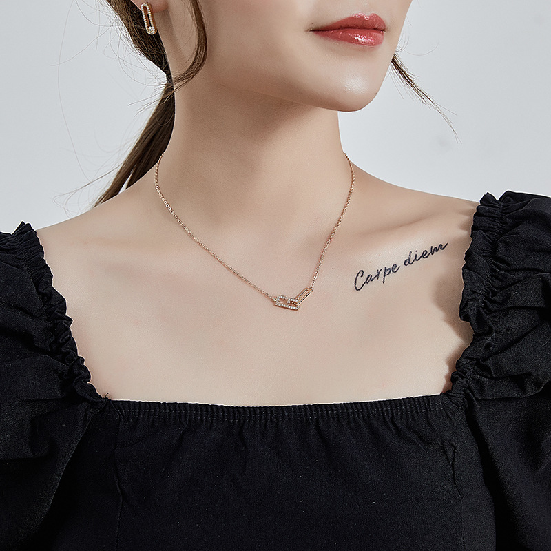 韩版简约镂空几何方形项链 微镶锆石时尚鉓品长款短款锁骨链