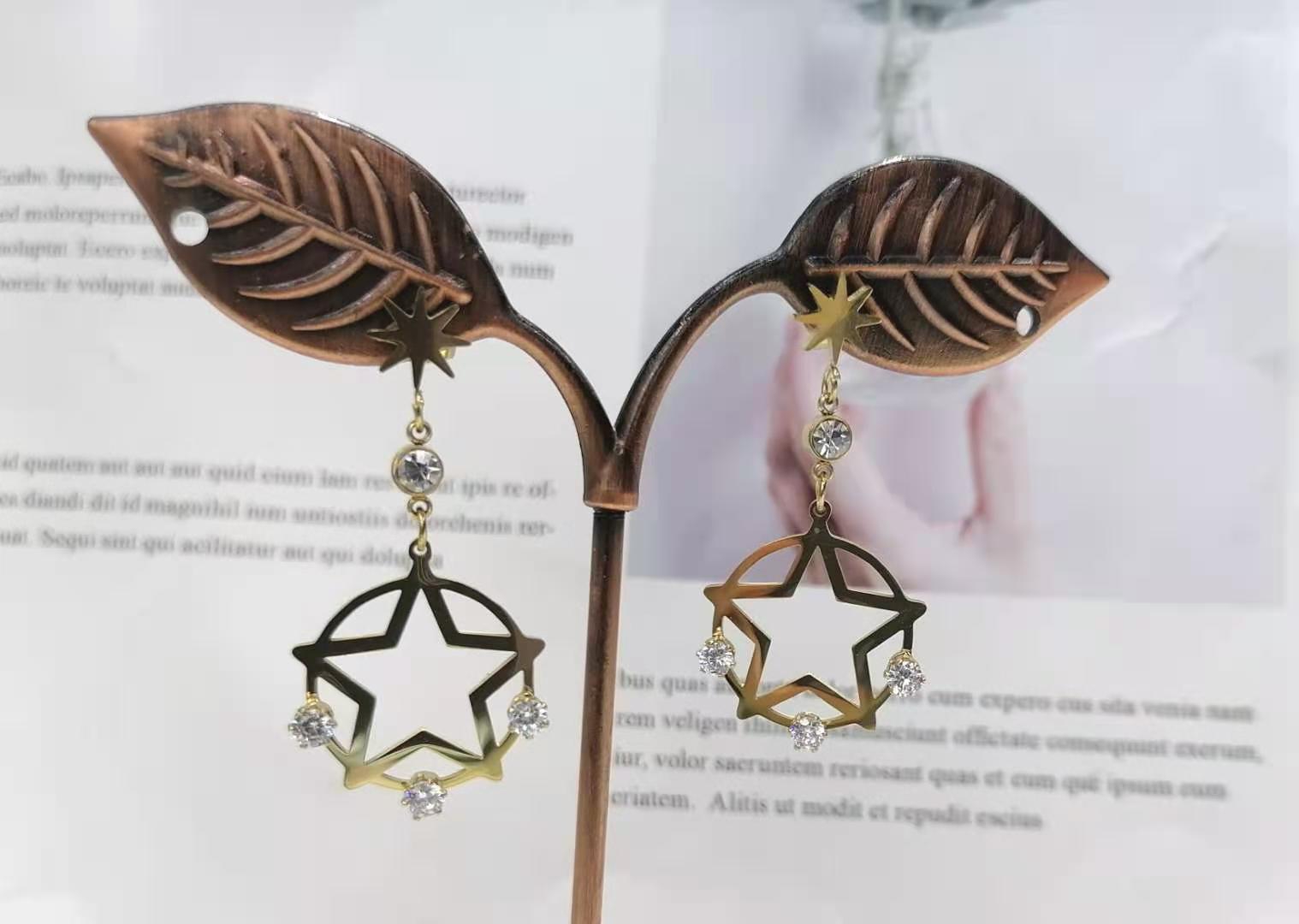 新款微镶锆石星星圆环耳环网红流行闪锆五角星耳饰耳坠女