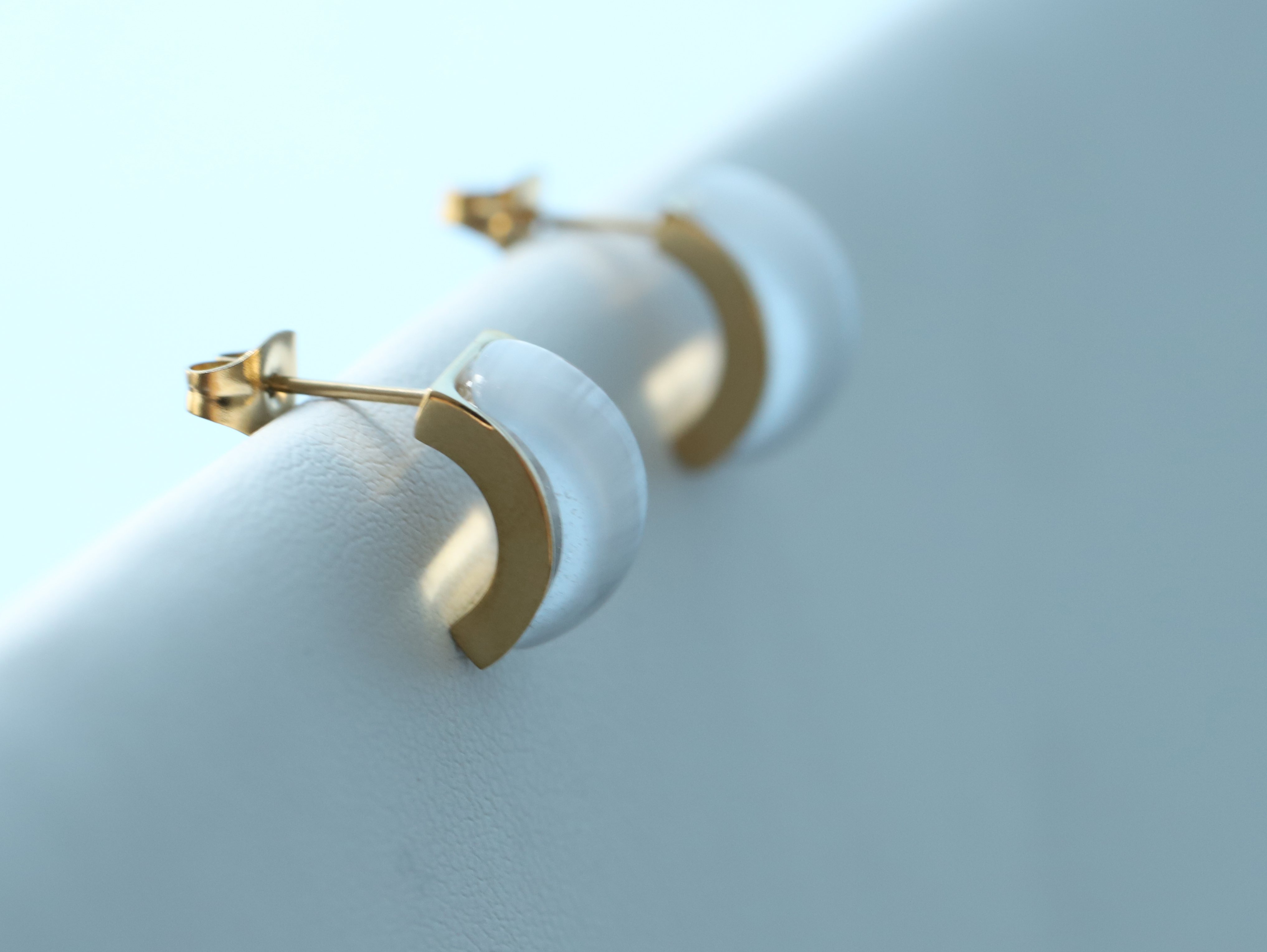 钛钢耳钉气质网红猫眼石耳饰秋冬新款潮韩国东大门防过敏耳环