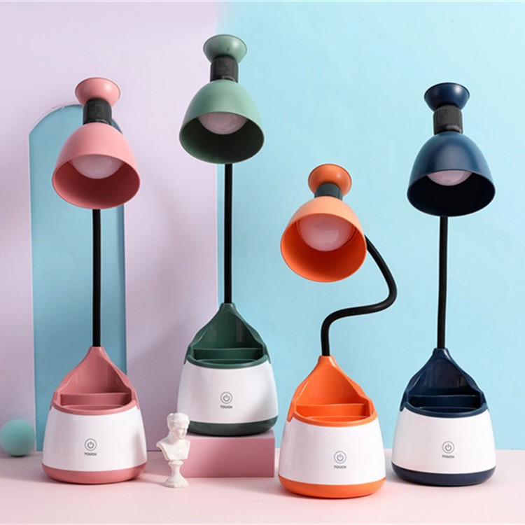 LED触摸台灯简约酒杯小夜灯无极调光学生桌面阅读护眼台灯
