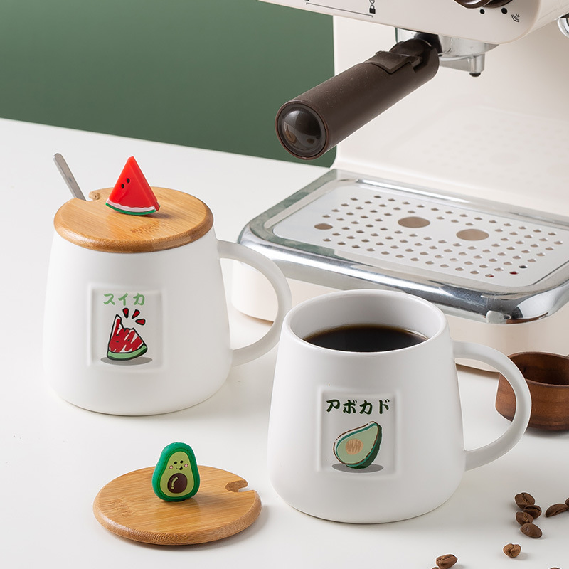 唯格北欧INS卡通陶瓷杯子 家用创意带盖含勺马克杯办公室水杯