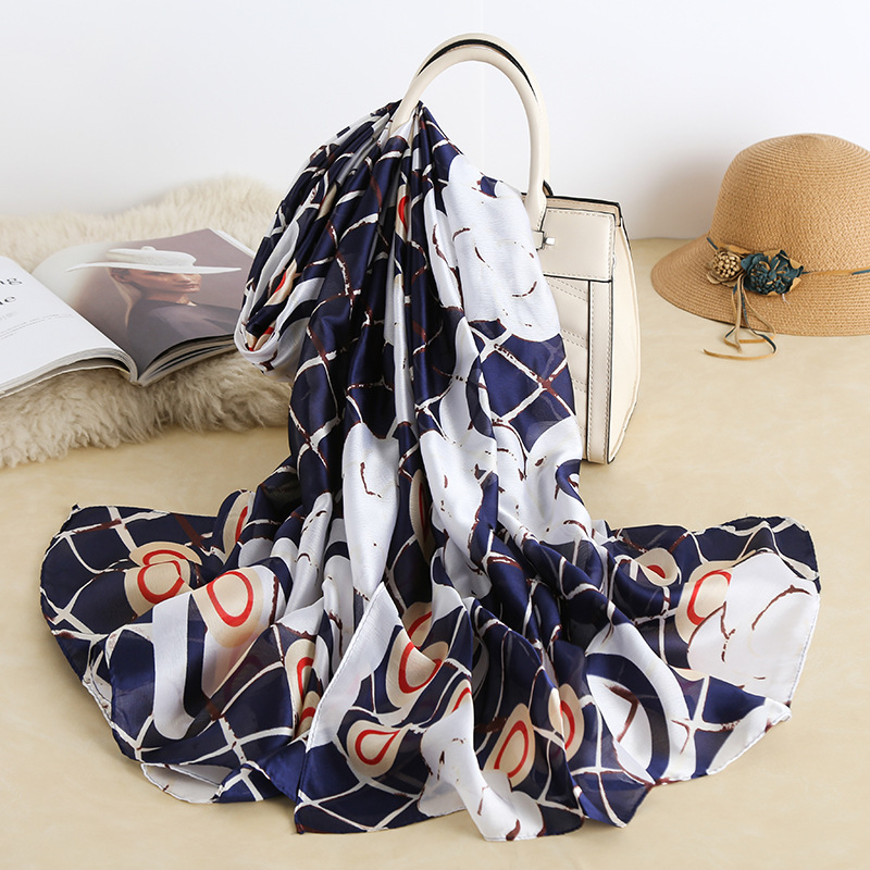 2021春夏新款仿围巾丝巾披肩韩版素雅真丝长款女士花卉现货巾