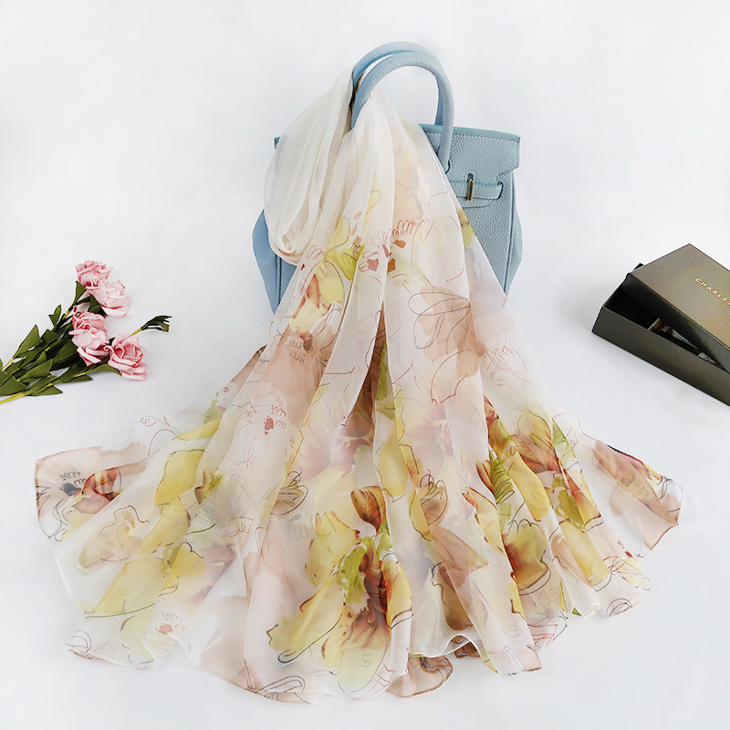 春夏防晒水墨尺寸优柔纱长巾海边遮阳新款花卉沙滩巾中长优雅