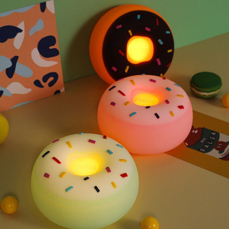 中夫新款甜甜圈硅胶小夜灯USB可爱卡通拍拍硅胶灯创意巧克力夜灯