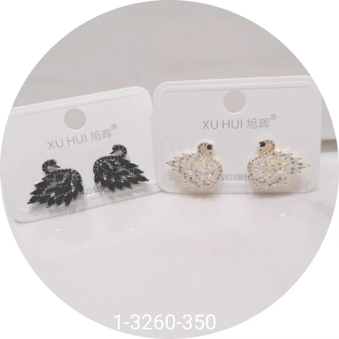 S925银针 铜镀真金镶嵌闪亮锆石 个性耳钉耳饰