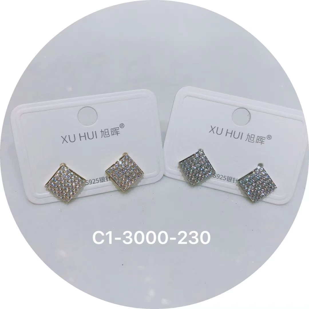 S925银针 铜镀真金镶嵌闪亮锆石 个性耳钉耳饰