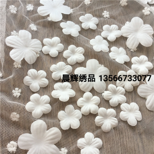 Factory Direct Sales 100 DIY Silk Cloth Embossed Snowflake Leaf Leaf Plum Leaf Applique Wedding Dress Lace Accessories