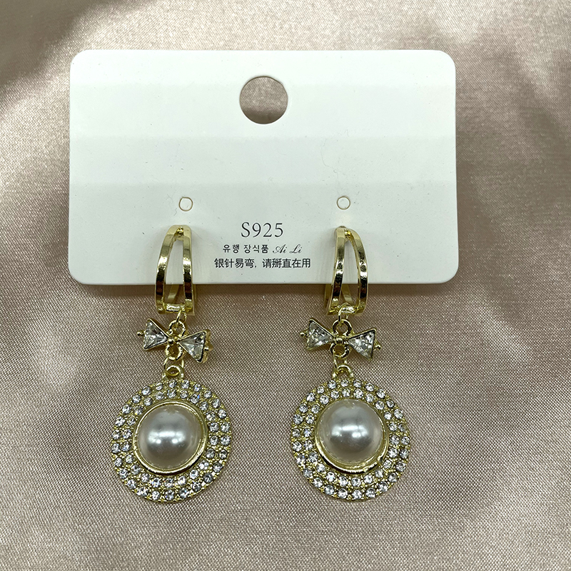微镶钻锆石耳环时尚百搭短款超闪耳坠网红水晶珍珠耳饰