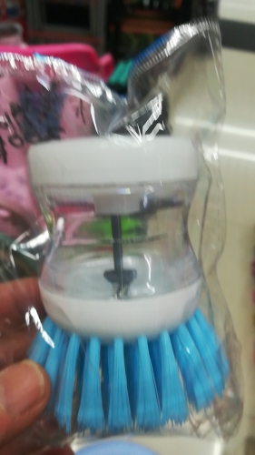 scrubbing brush， brushes that can be installed with detergent
