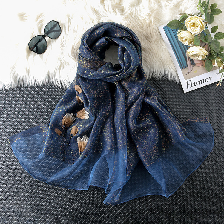 2021新款金丝真丝羊毛混纺丝巾百搭丝毛绣花围巾手工串珠真丝丝巾