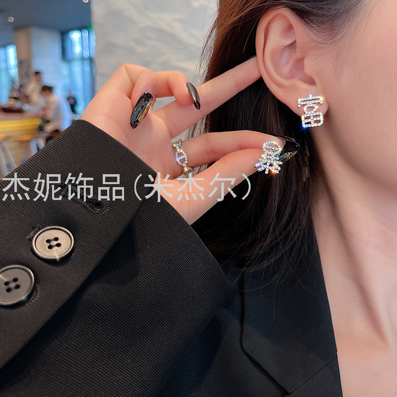 耳环新款2021年网红简约不对称暴富旺耳钉时尚潮个性爆款银针耳饰