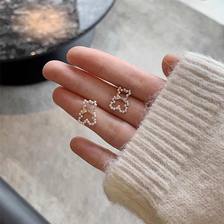 小熊耳环可爱珍珠耳钉简约女小巧百搭无耳洞耳夹耳饰2021年新款