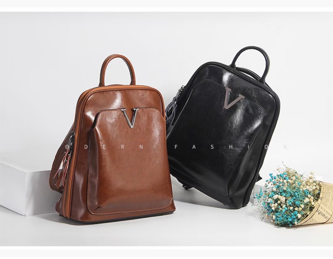 大牌同款多功能双肩包 进口双色油蜡牛皮 单肩 斜挎 手提 双肩